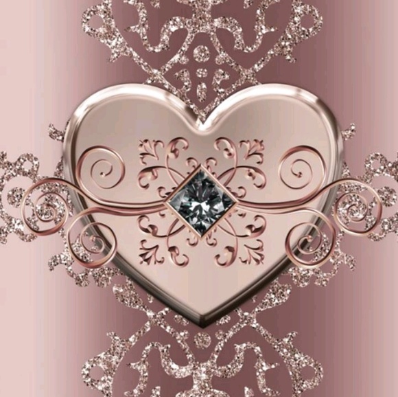 Meet your Posher, Denise - Picture 1 of 1